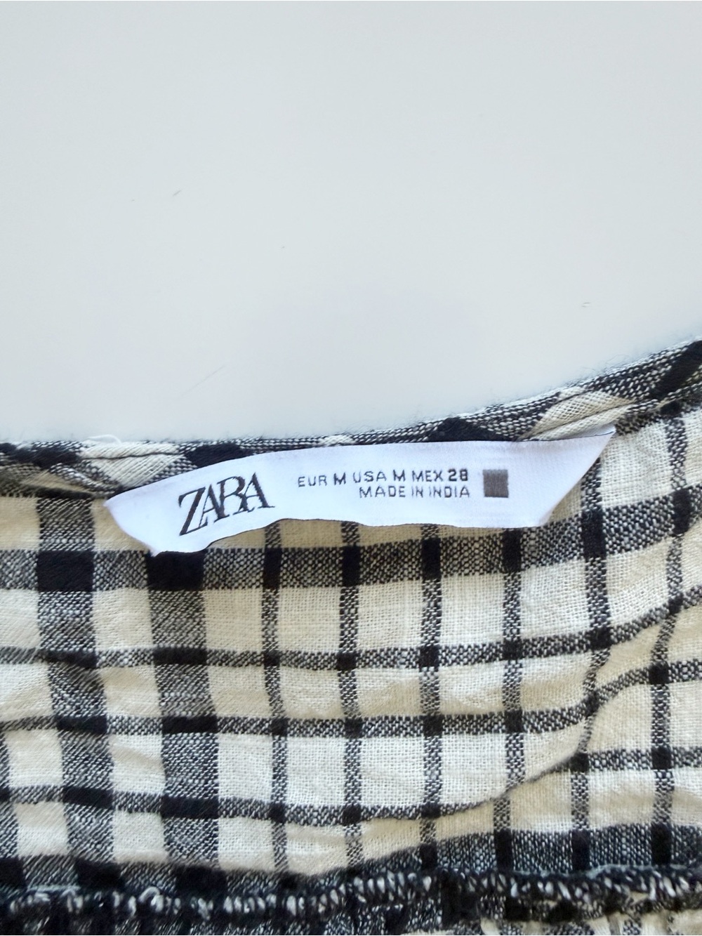 Zara Black and White Gingham High-Waist Shorts - Picture 8 of 10